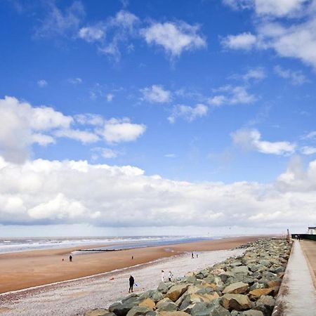 Golden Sands Holiday Park Kinmel Bay Экстерьер фото