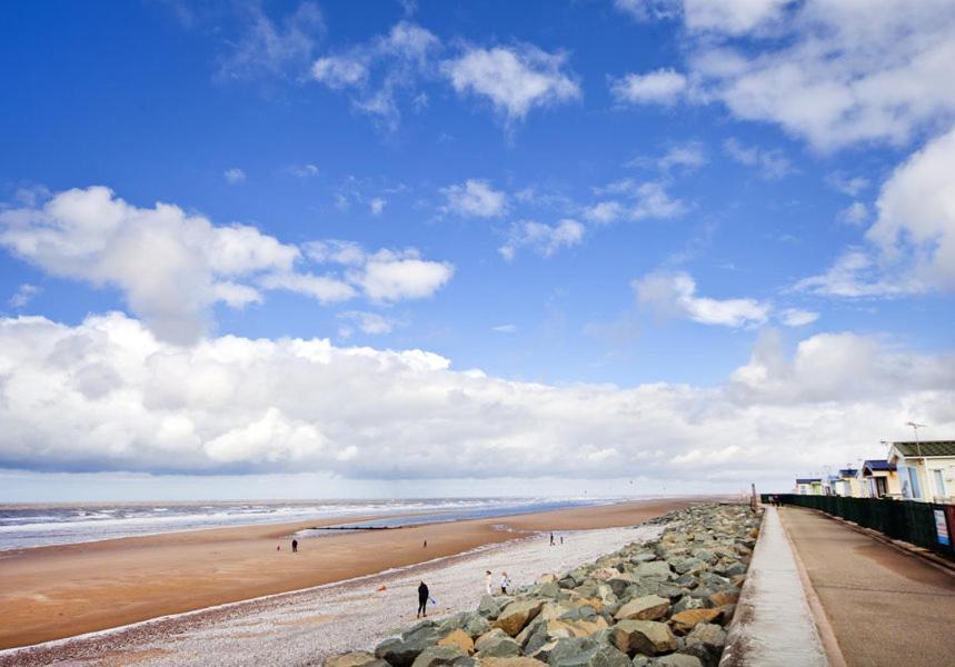 Golden Sands Holiday Park Kinmel Bay Экстерьер фото